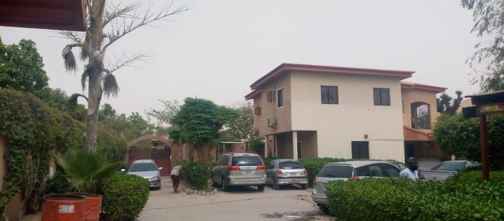 5 Bedroom detached house.